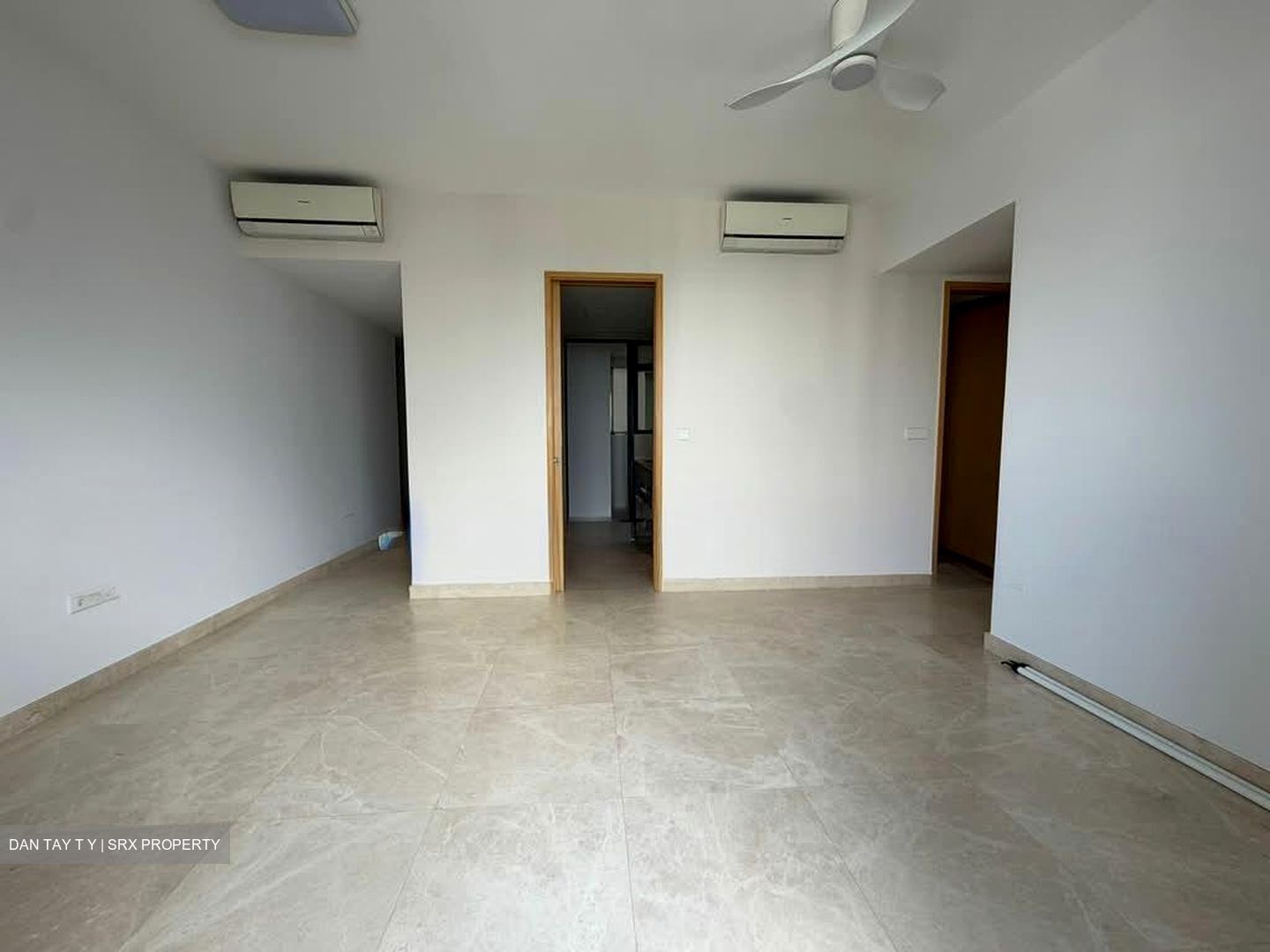 Commonwealth Towers (D3), Condominium #556768581